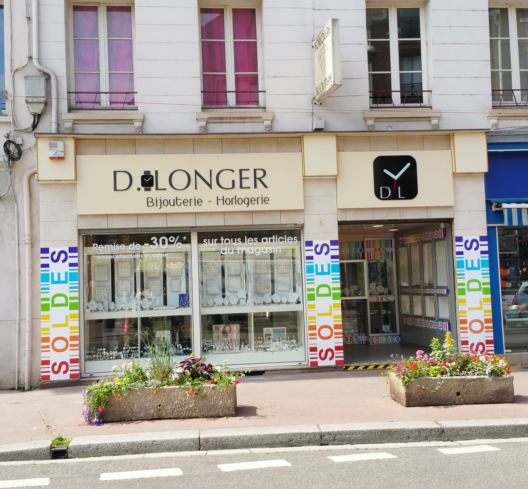 Enseigne tôle tablette rainurée/évidée avec plexi encastré éclairé - Bijouterie Longer (Elbeuf)