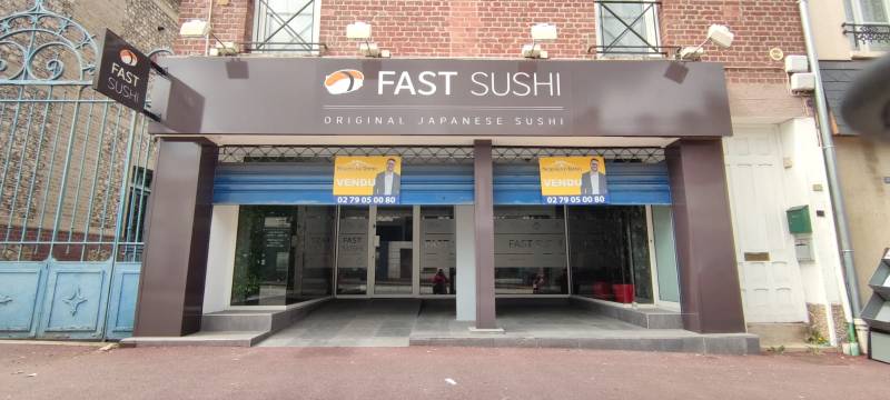 Enseigne lumineuse lettres en relief plexi diffusant Enseigne lumineuse lettres en relief plexi diffusant